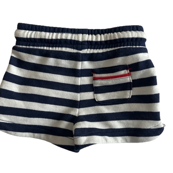 Mixed Brands Bundle of 4: Sleeved Gray & WhiteTops, Denim Jean, Cotton Shirts - Picture 14 of 16